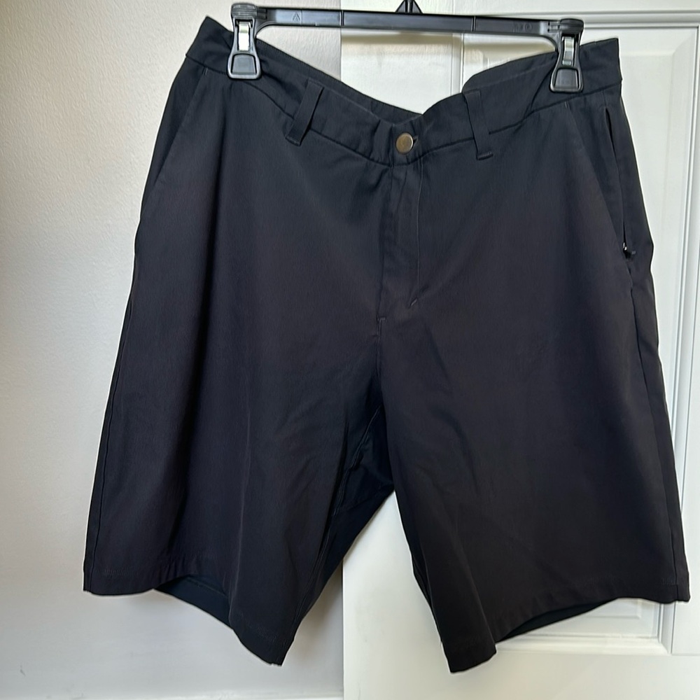 Lululemon Warpstreme Commission Short Obsidian Size 33